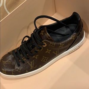 Women’s Louis Vuitton Sneakers